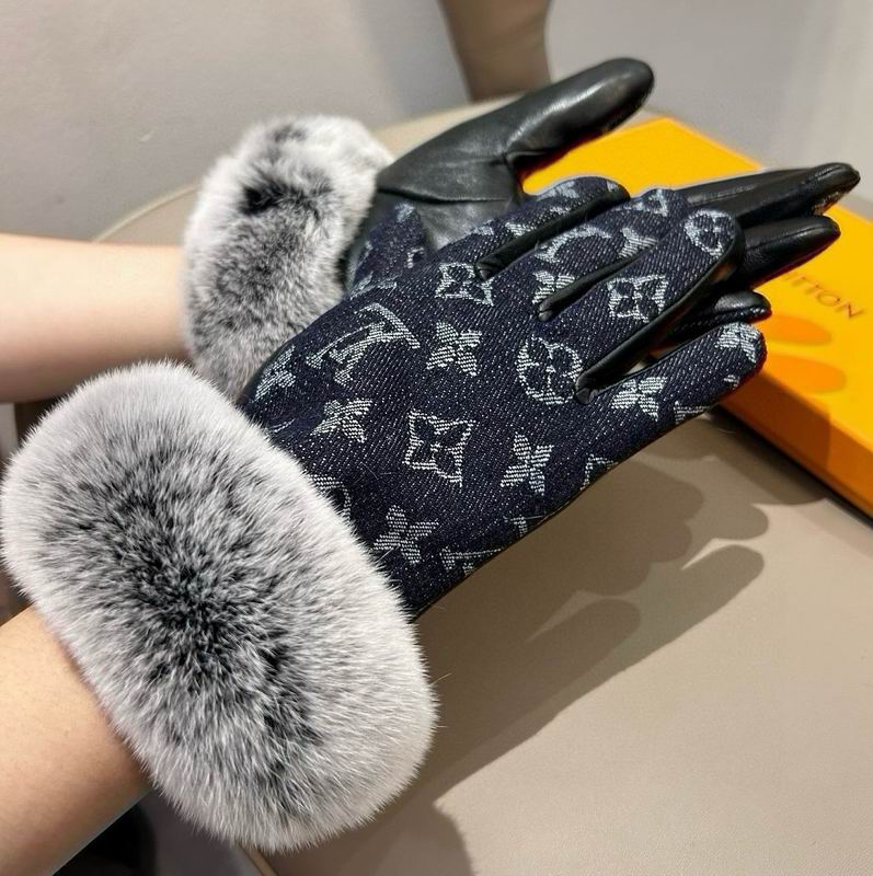 LV gloves hm46